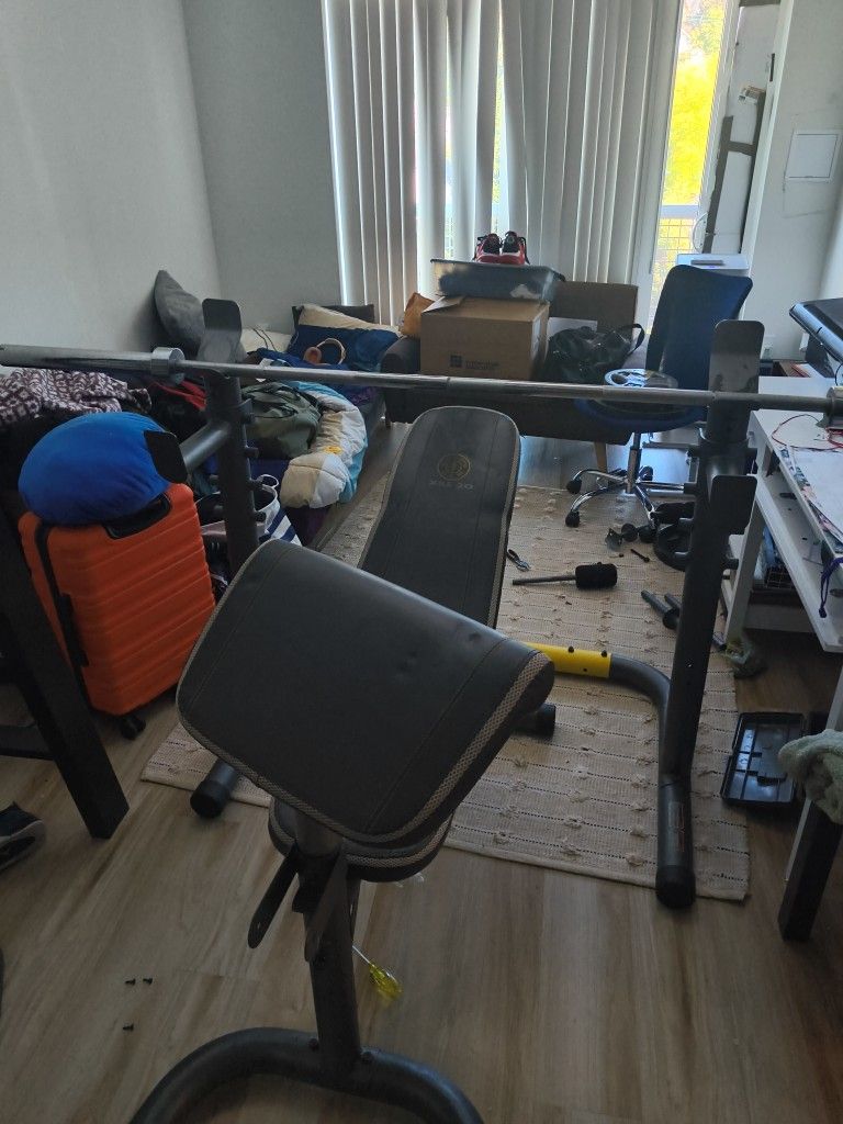 Golds Weigh Bench For 