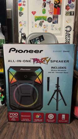 Pioneer party speaker
