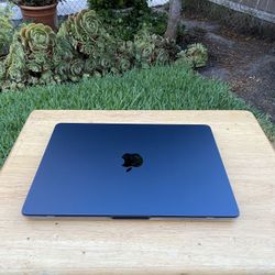 MacBook Air M2 Model Ready For The New Ai Update!!!