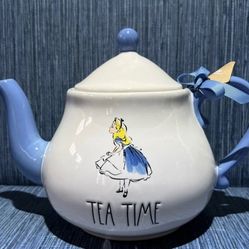 Alice In Wonderland Disney Teapot New 