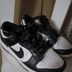 Panda Dunks Size 7