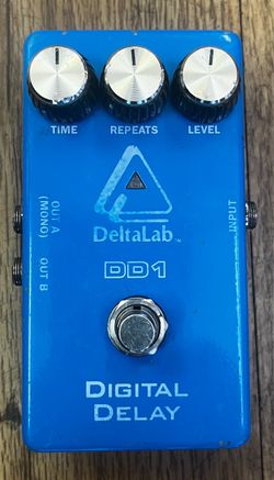 DeltaLab DD1 Digital Delay Guitar Pedal