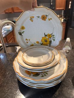 Plate Set