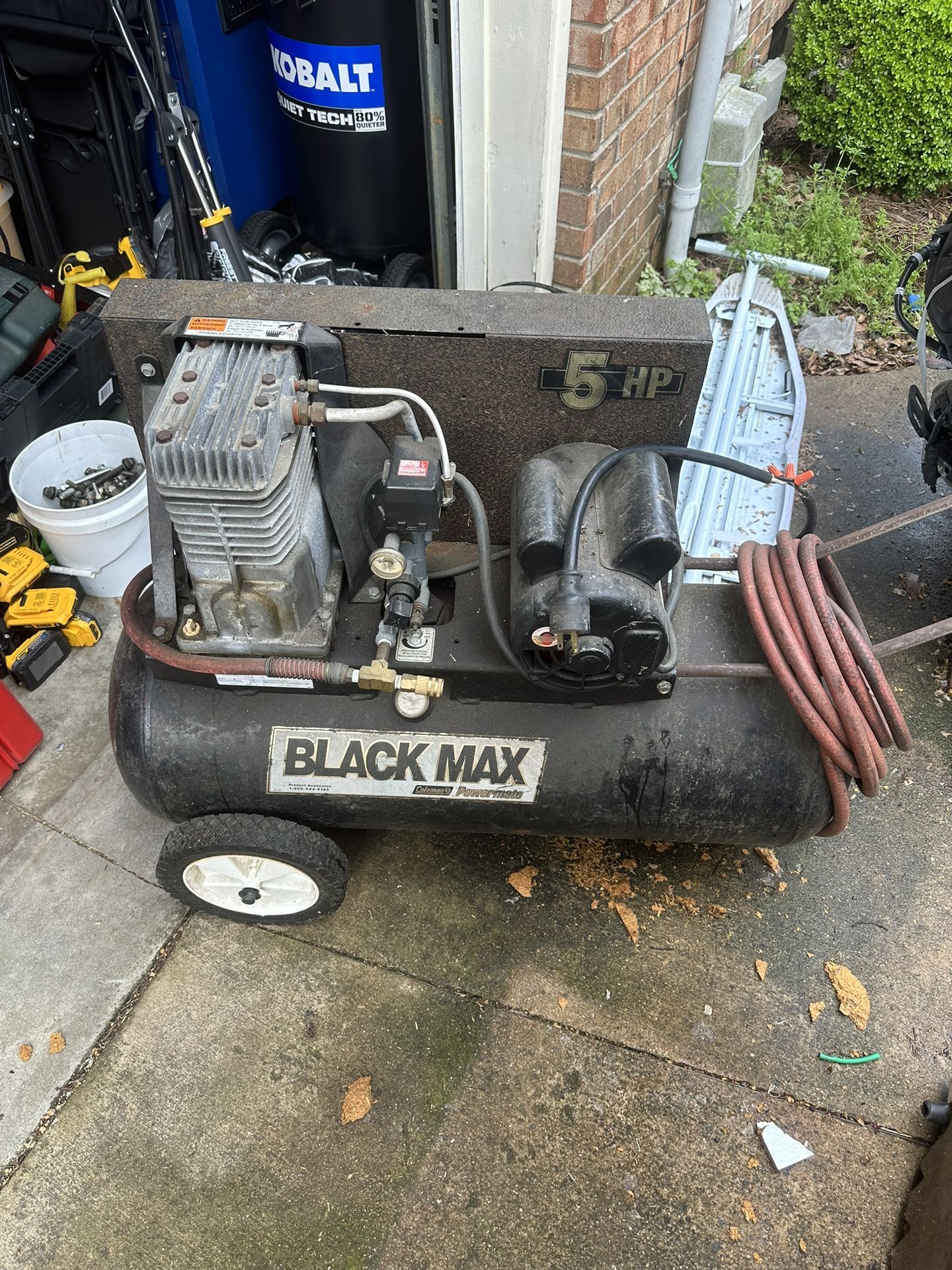 25 Gal Air Compressor