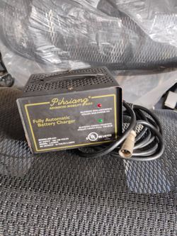 Pihsiang 24volt 3 prone battery charger $50