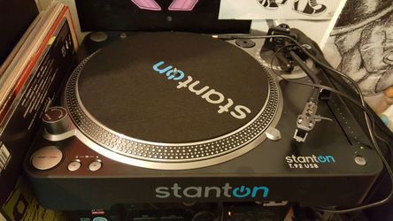 For sale turntable stanton usb like New really nice