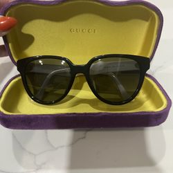 Gucci Sunglasses 