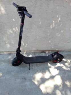 Electric scooter