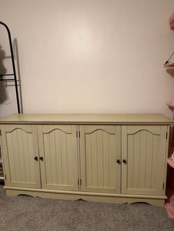 Olive Cream Wood Cabinet with 4 Doors