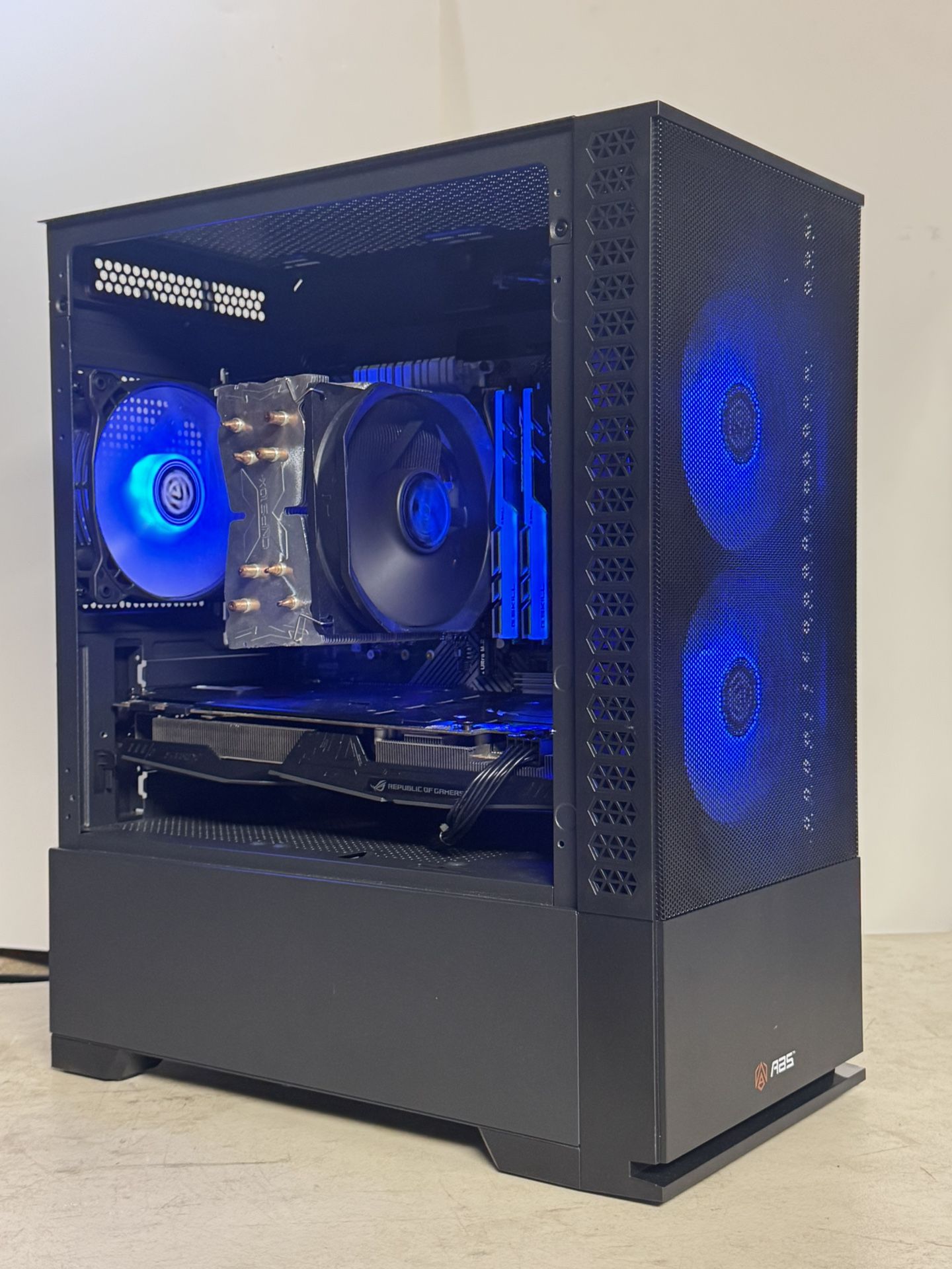 RGB GAMING PC - Ryzen 5 3600 - GTX 1070 - 16GB DDR4 - 512GB SSD - WI-FI