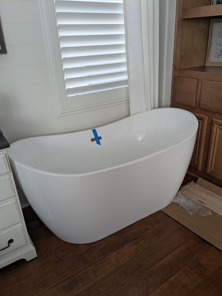 Freestanding Soaking Tub