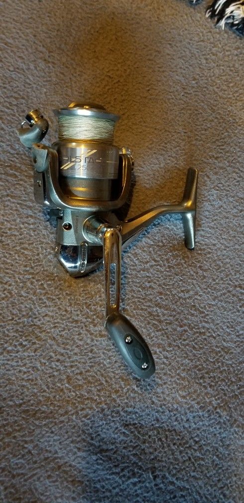 Shimano Solstace 2500 FI Spinning Reel...Needs Cheap Fix