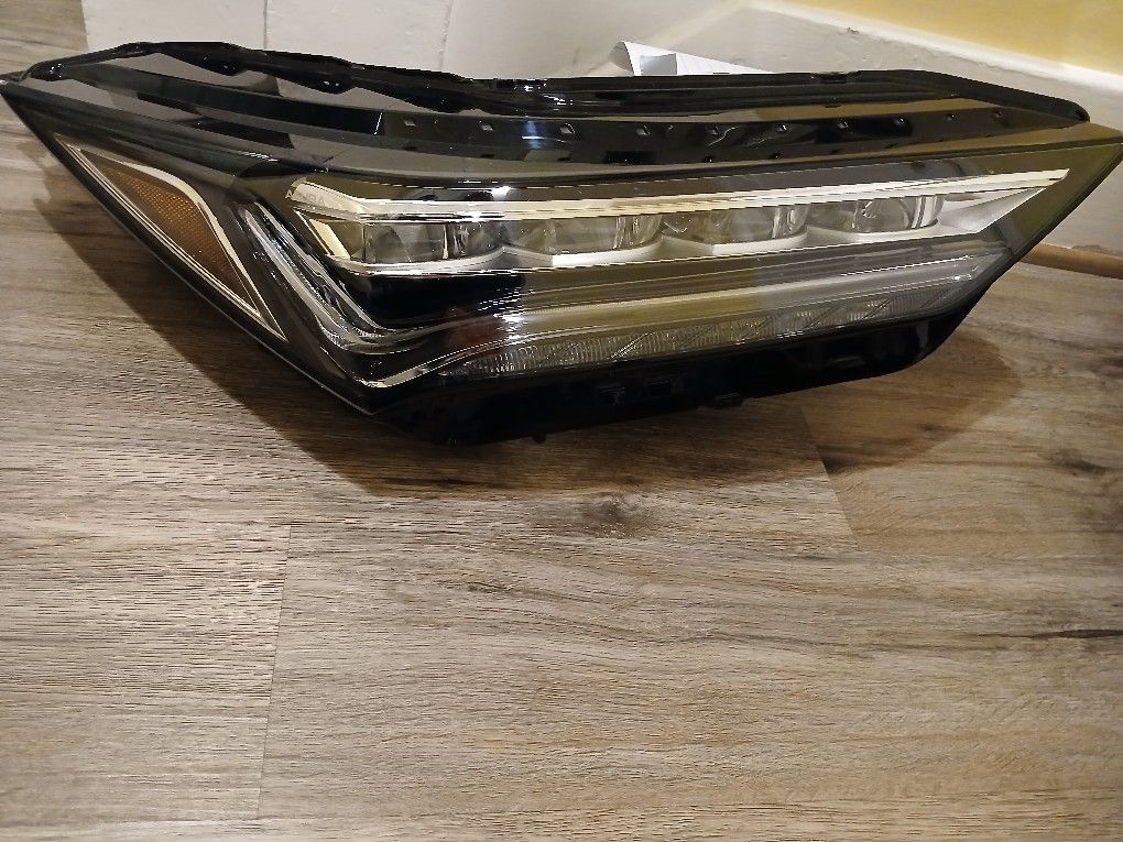 Acura Headlight