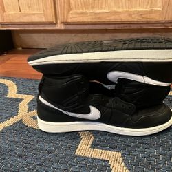  Nike Air Jordan 1 Retro High OG Ying Yang Black White Sneakers 