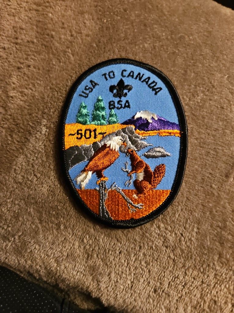 Boy Scout Patch . USA to Canada BSA 