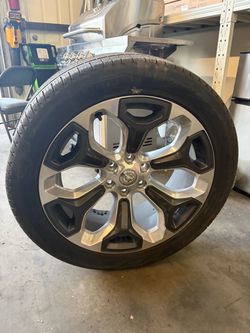 RAM Alloy Wheel with Tire