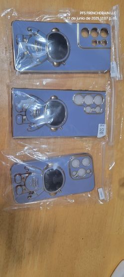 I'm selling these phone case designs, for iPhone 15 pro max and for Samsung 21 ultra, 22ultra 23ultra, 24ultra at 10 each is totally new