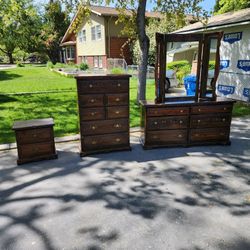 Gorgeous 4 Piece Bedroom Set- two dresser, mirror, night stand