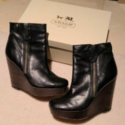 Like New COACH Leather Boots Size 7.5