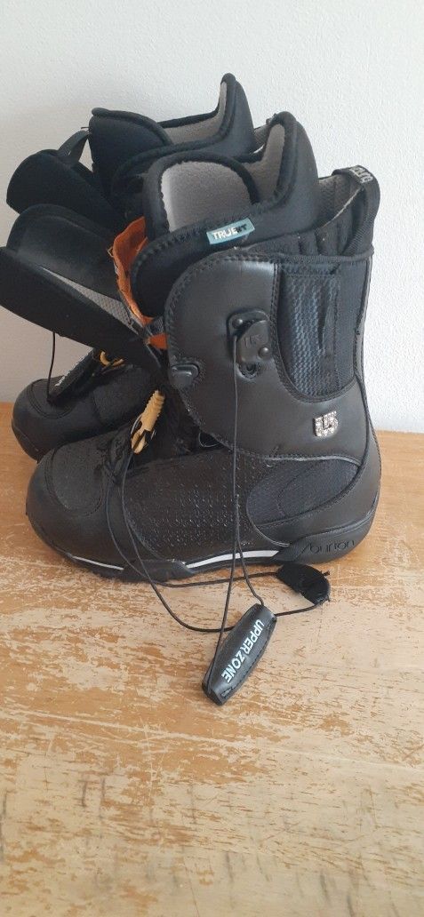 Euc- Burton Snowboarding Boots