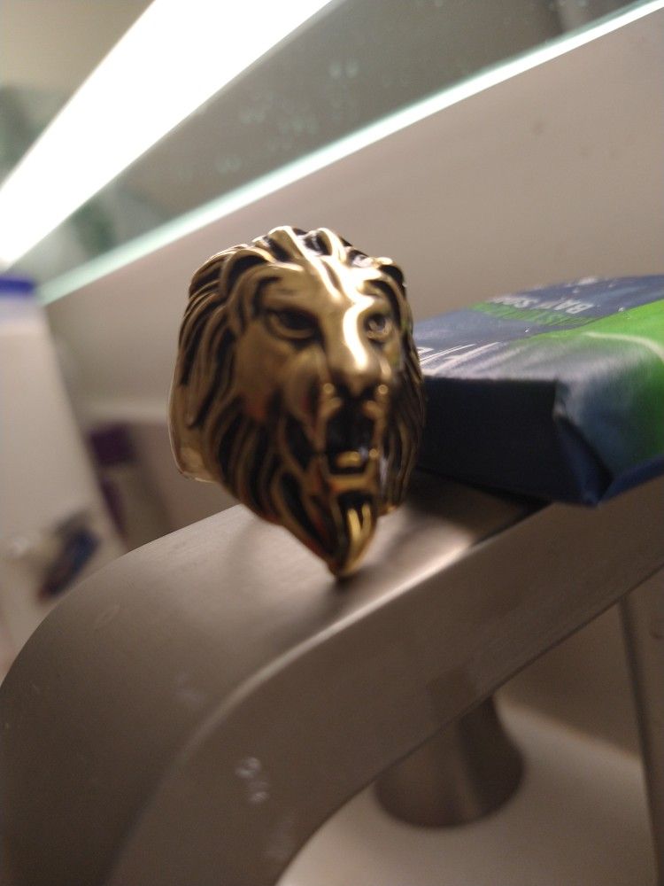 Lion Ring Made Of Stainless.