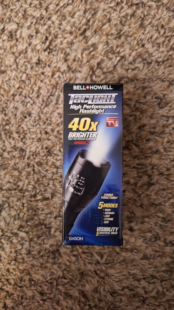 NEW Bell & Howell TacLight Flaslight