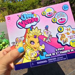 Uni-Verse 2-Pack, Collectible Surprise Unicorns with Mystery Accessories