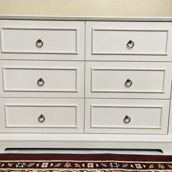 6 Drawer Bedroom Dresser 