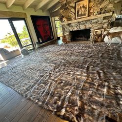Possum  Fur  Rug Soft 13’ x 15’ 