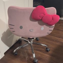 Hello Kitty Chair 