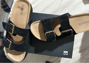 Women’s sandals