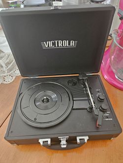 Victrola Journey+ Bluetooth Suitcase Record Player - Black