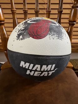 Rare MIAMI HEAT FULL SIZE BASKETBALL