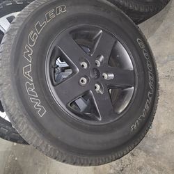 Jeep Wrangler, Gladiator take Off Wheels Or 5x127 