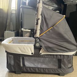 Baby Trend Portable Bassinet 