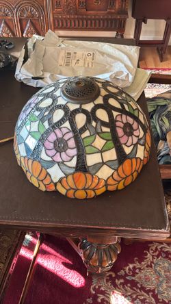 Tiffany Lamp Shade 16” Diameter
