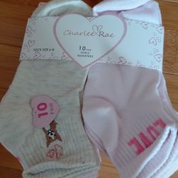 Brand new 10 pairs girls socks size 6-8 . 