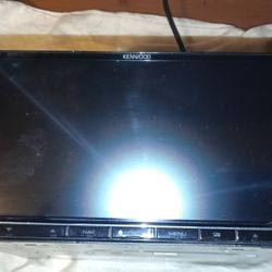 Kenwood Excelon Touch Screen DVD Player