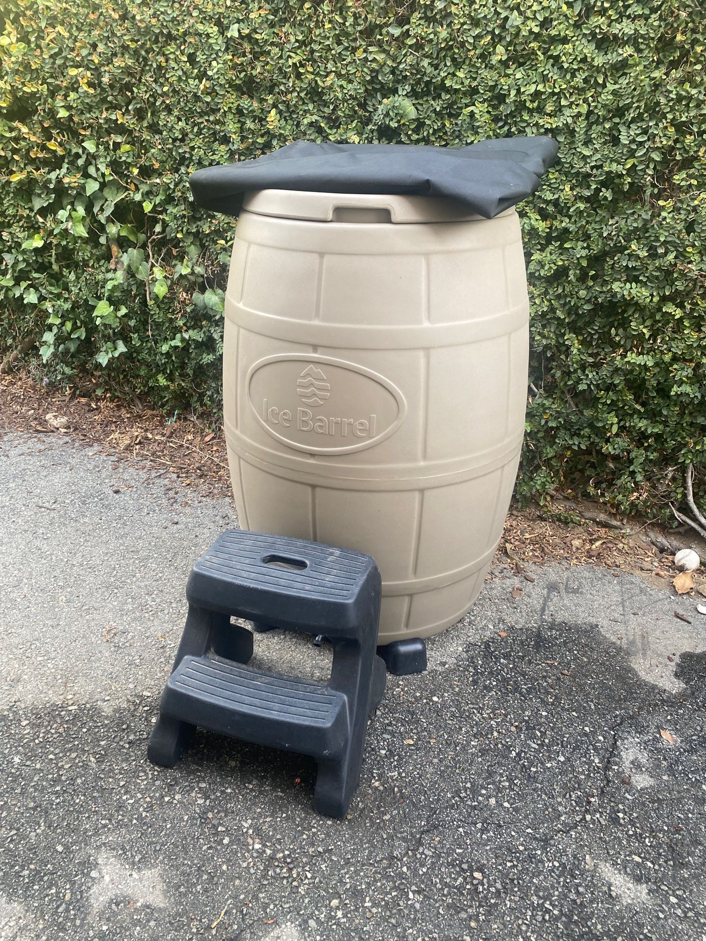 Ice Barrel Like New W Cover Stairs And Lid
