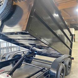 Dump Trailers 