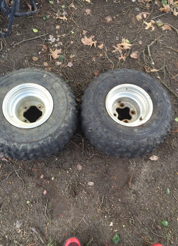 9 by 8 rim tires hold air