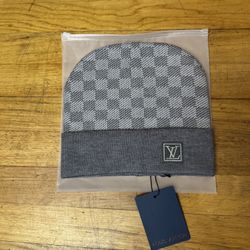 Lv Beanie