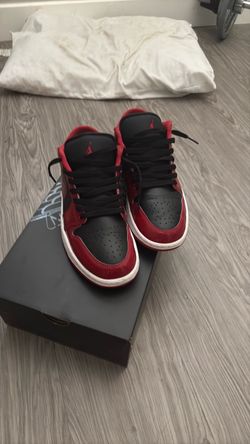 Air jordans lows