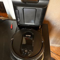 Shark Robot Vacuum Cleaner
