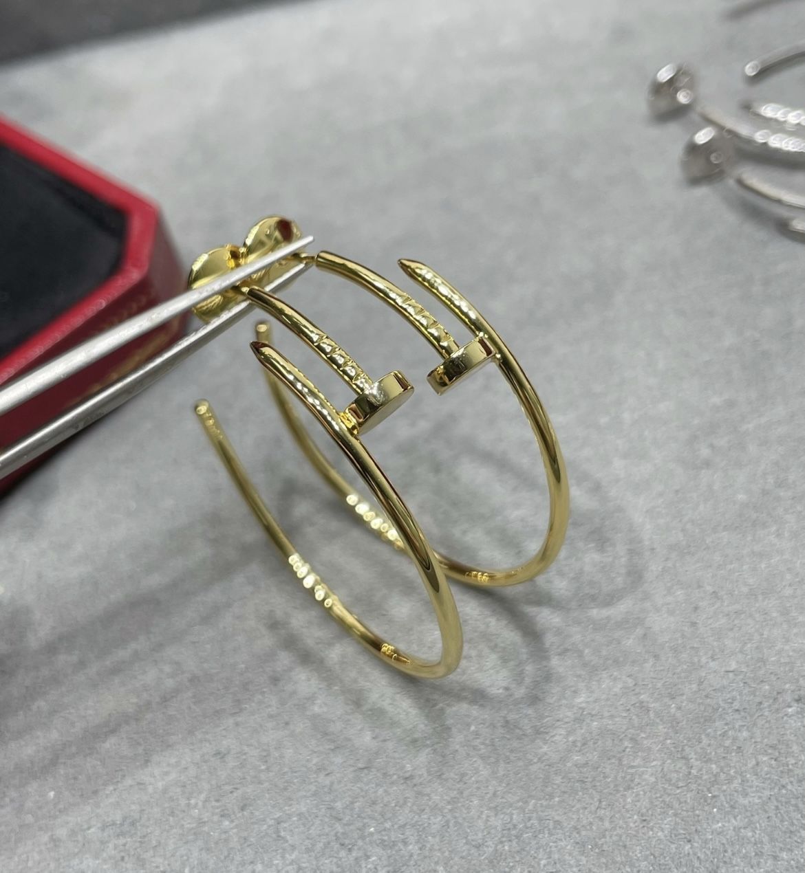 New Hoops 18k Stainless Steel Gold Comes With Dust Bag