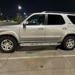 2005 Toyota Sequoia