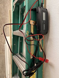 Duracell Battery Charger 