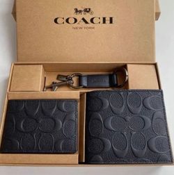 COACH Embossed Black Leather Signature Men's 3-in-1 Wallet Set.