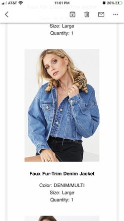 Jean jacket with fur