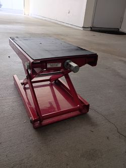 Motorcycle Jack to Lift Bikes